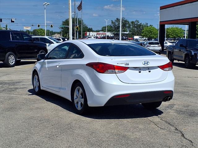 2013 Hyundai ELANTRA Coupe GS - Photo 9