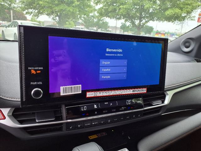 2025 Toyota Sienna Platinum 7 Passenger