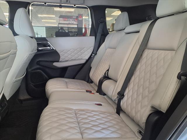 2024 Mitsubishi Outlander PHEV SEL