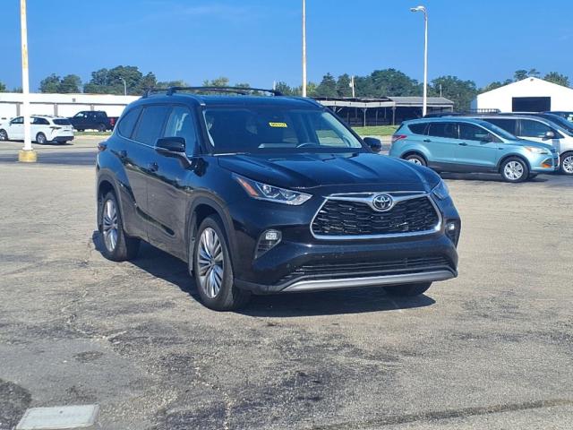 2024 Toyota Highlander Platinum