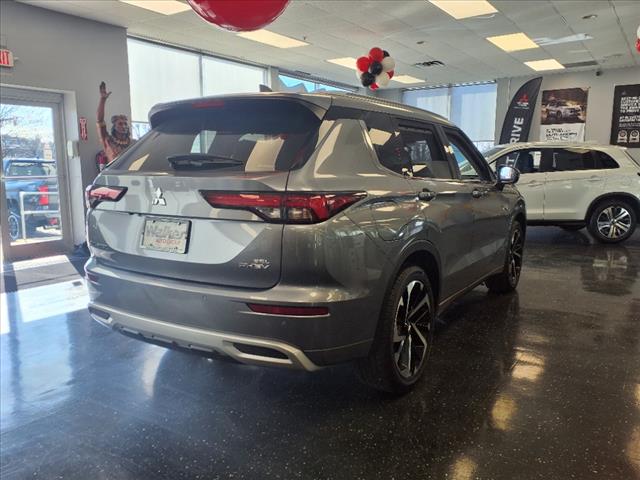 2024 Mitsubishi Outlander PHEV SEL
