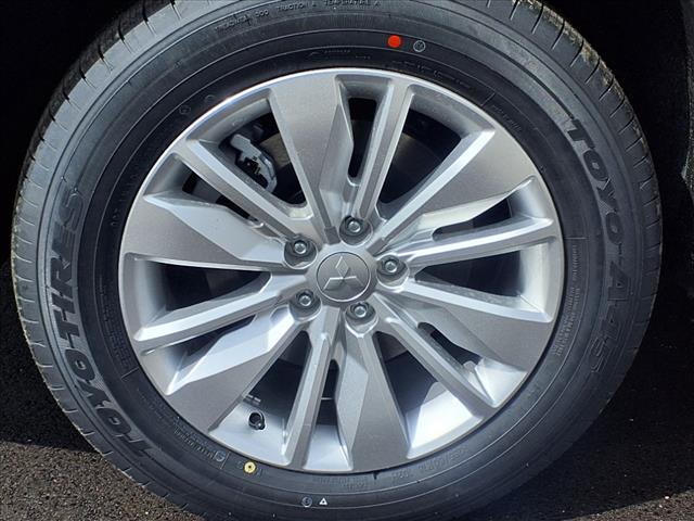 2025 Mitsubishi Outlander ES