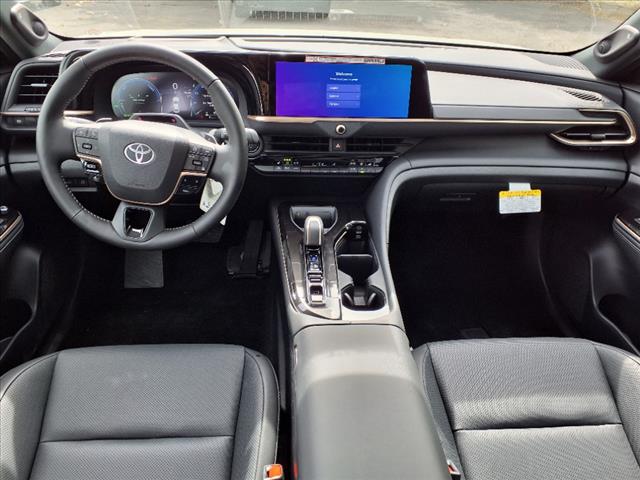2025 Toyota Crown Platinum