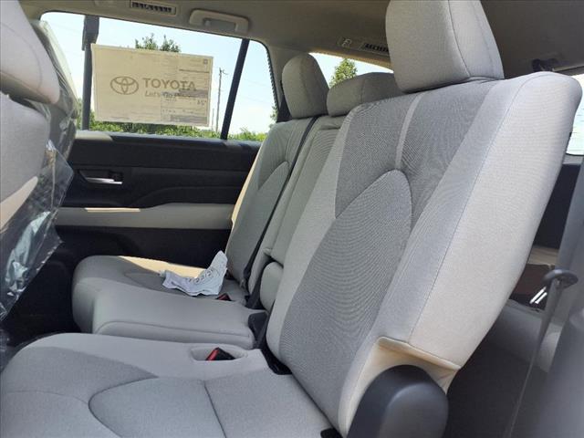2025 Toyota Grand Highlander LE