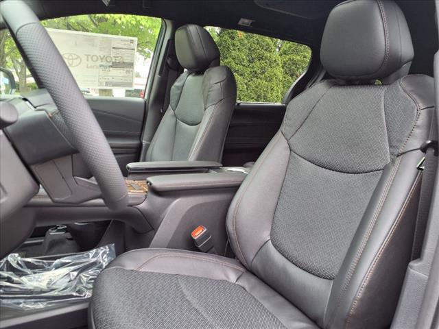 2025 Toyota Sienna Platinum 7 Passenger