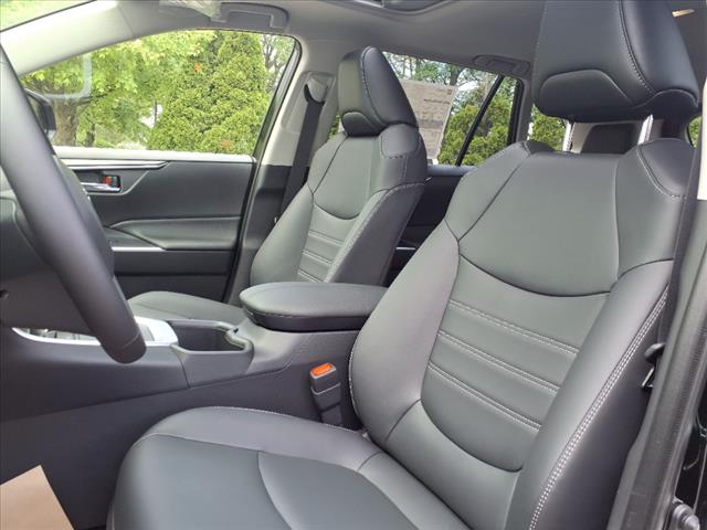 2025 Toyota RAV4 Hybrid XLE Premium