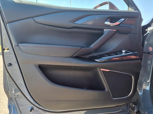 2023 Mazda CX-9 Carbon Edition