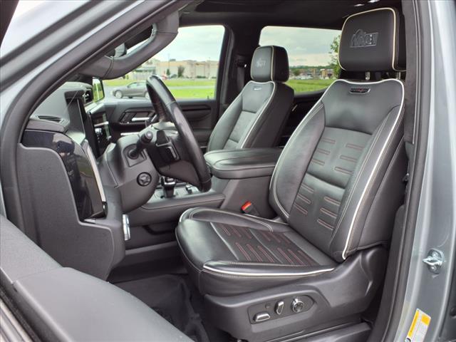 2023 GMC Sierra 1500 AT4X
