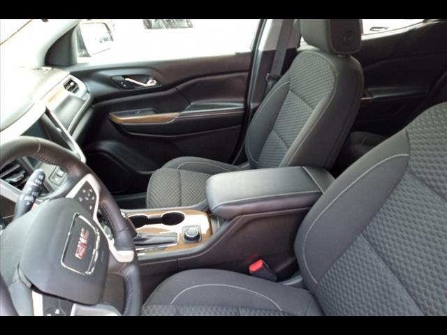 2018 GMC Acadia SLE-2