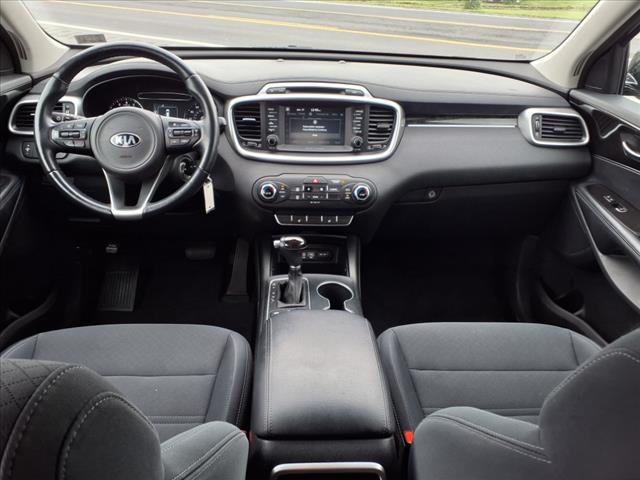 2018 Kia Sorento LX