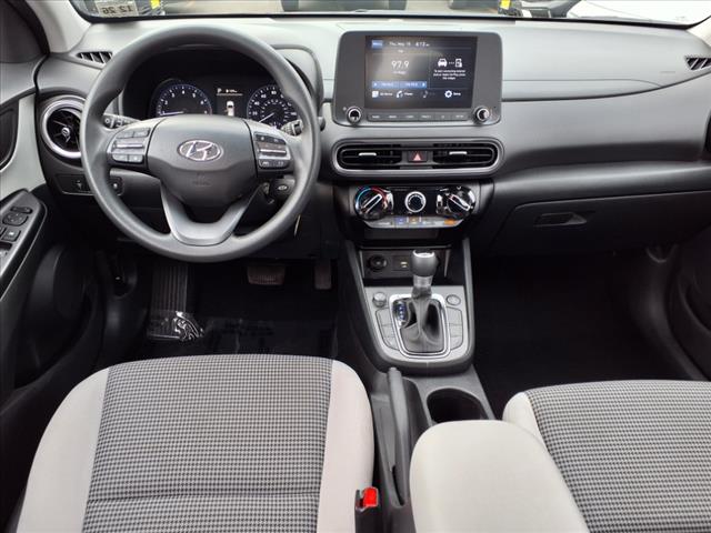 2022 Hyundai KONA SE