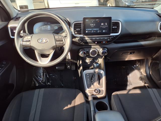 2023 Hyundai VENUE SEL