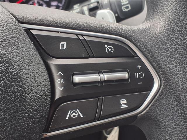 2022 Hyundai SANTA FE SE