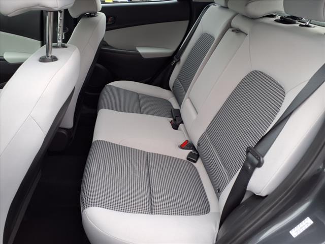 2022 Hyundai KONA SE