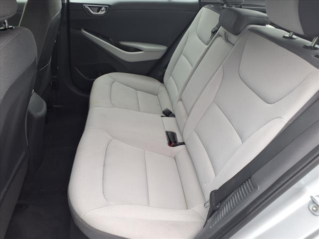 2021 Hyundai IONIQ Plug-in Hybrid SE