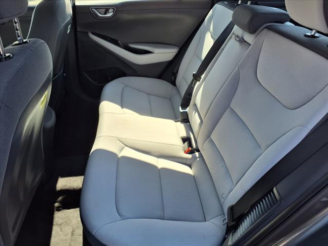2021 Hyundai IONIQ Plug-in Hybrid SEL