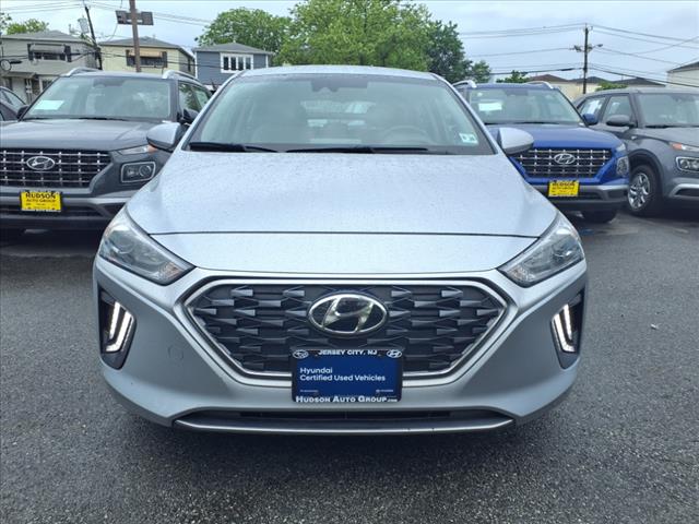 2021 Hyundai IONIQ Plug-in Hybrid SE