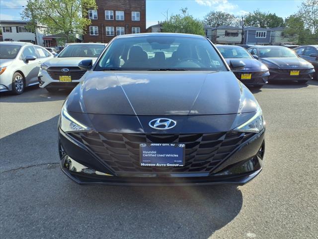 2023 Hyundai ELANTRA SE