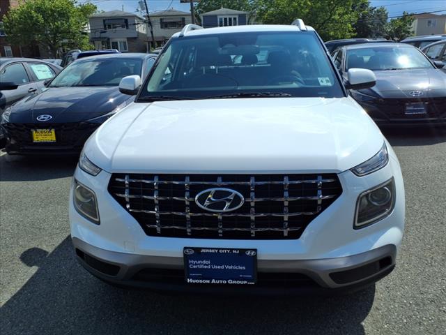 2024 Hyundai VENUE SEL