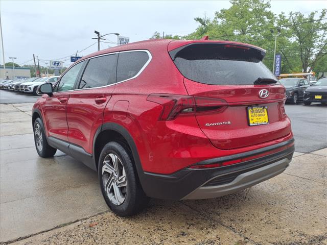 2022 Hyundai SANTA FE SE