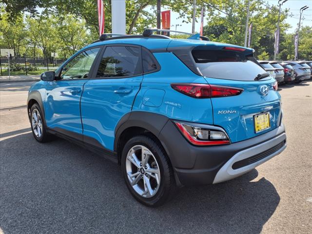 2022 Hyundai KONA SEL