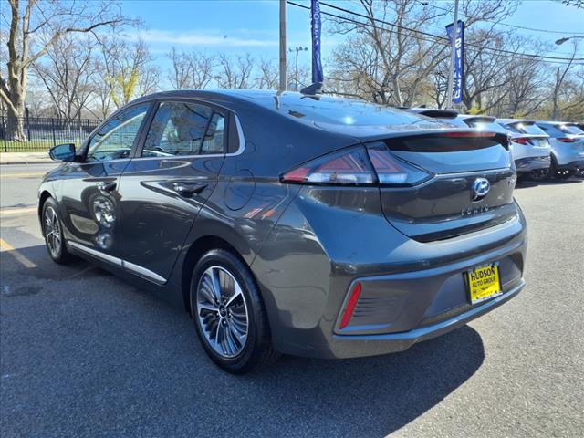 2021 Hyundai IONIQ Plug-in Hybrid SEL
