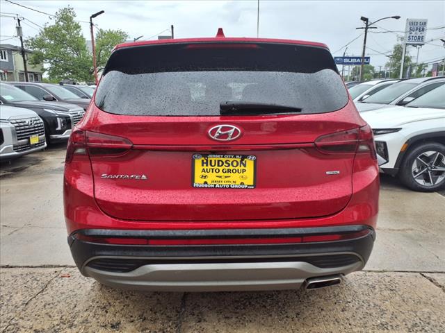 2022 Hyundai SANTA FE SE