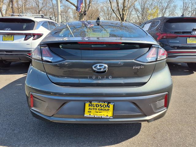 2021 Hyundai IONIQ Plug-in Hybrid SEL