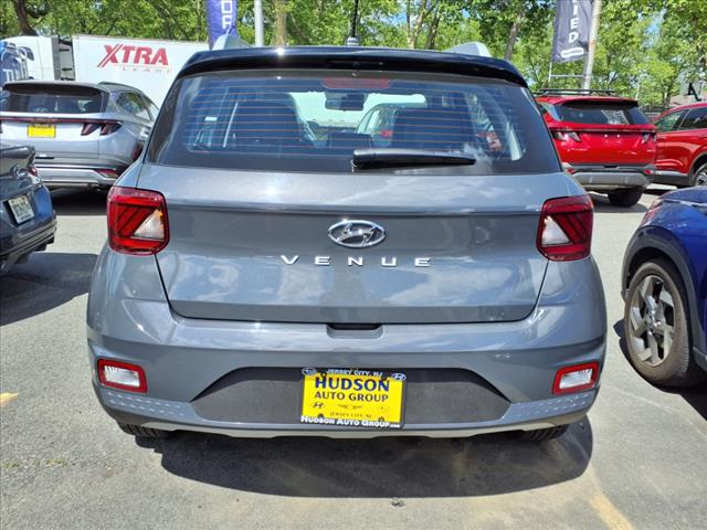 2023 Hyundai VENUE Limited