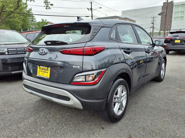 2022 Hyundai KONA SE