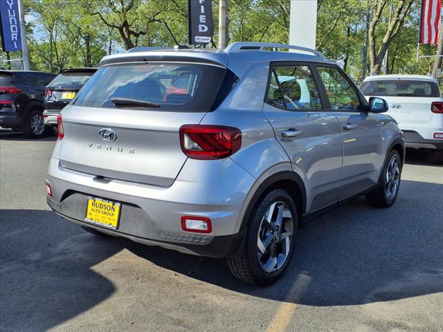 2023 Hyundai VENUE SEL