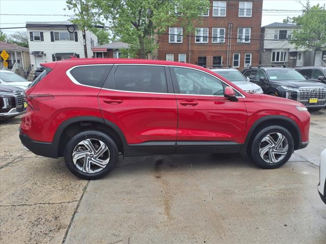 2022 Hyundai SANTA FE SE