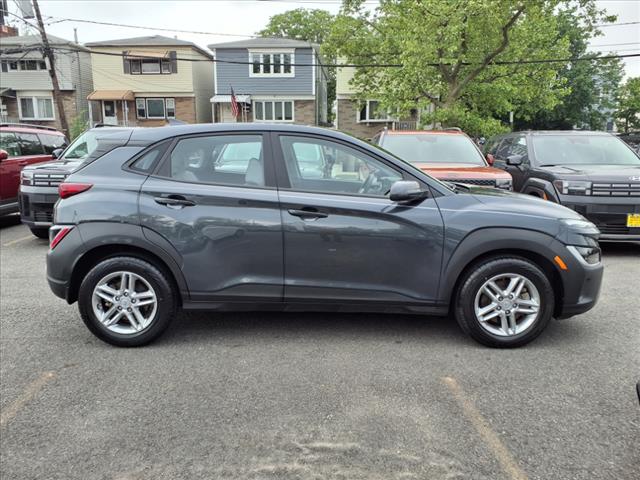 2022 Hyundai KONA SE