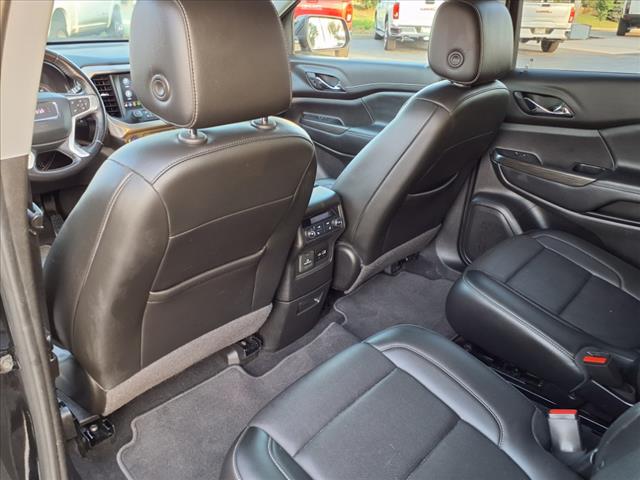 2021 GMC Acadia SLT