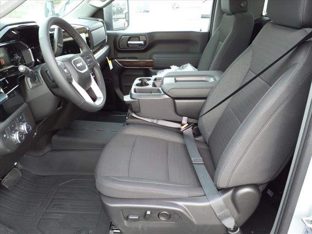 2025 GMC Sierra 3500HD SLE