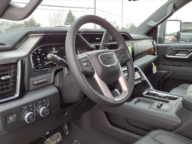 2025 GMC Sierra 2500HD Denali