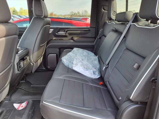 2025 GMC Sierra 2500HD AT4X