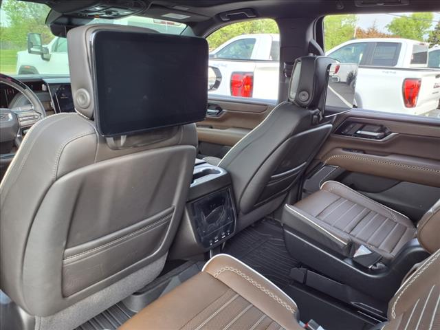 2025 GMC Yukon Denali Ultimate