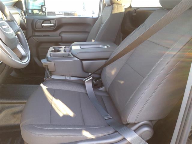 2025 GMC Sierra 2500HD Pro