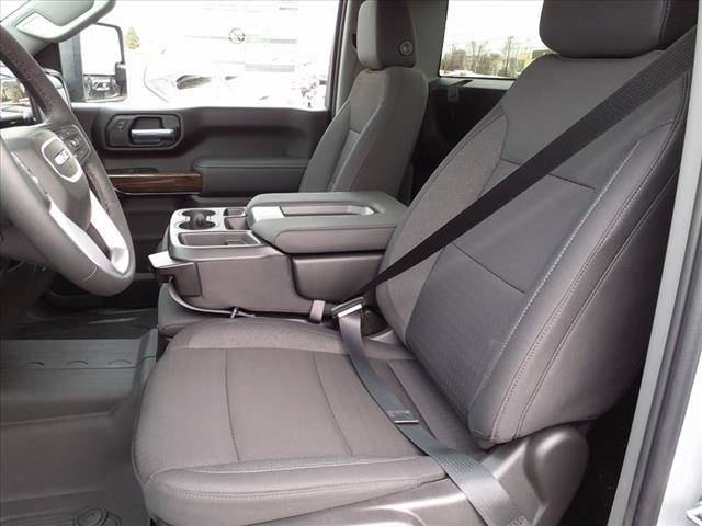 2025 GMC Sierra 3500HD SLE