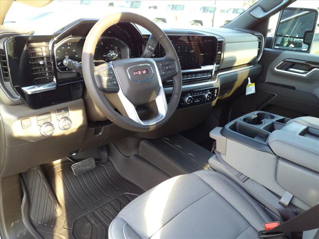 2025 GMC Sierra 2500HD SLE