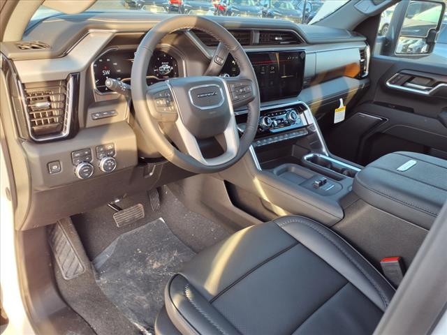 2025 GMC Sierra 3500HD Denali