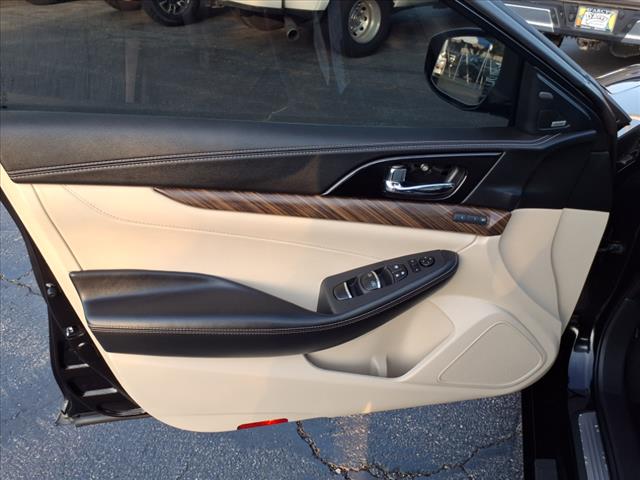2017 Nissan Maxima Platinum