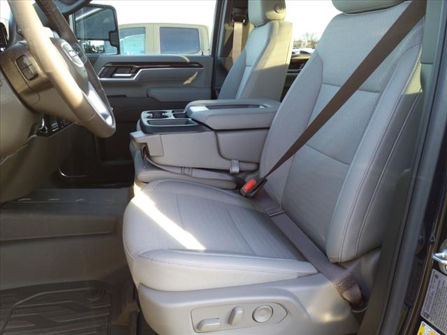 2025 GMC Sierra 2500HD SLE