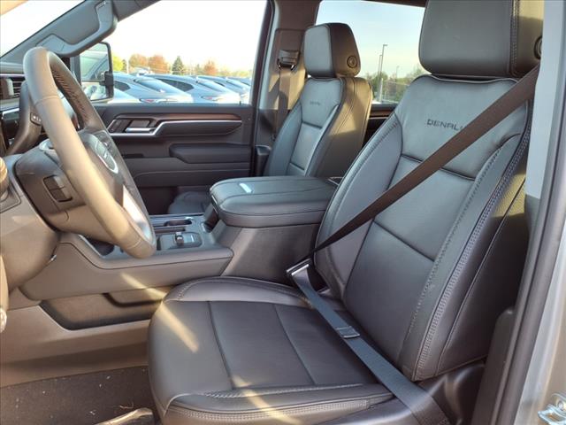 2025 GMC Sierra 3500HD Denali