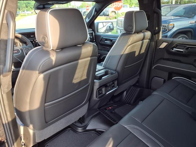 2025 GMC Sierra 1500 AT4X