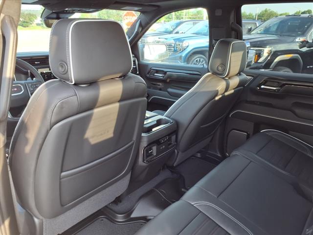 2025 GMC Sierra 1500 AT4X