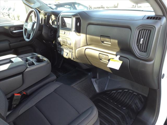 2025 GMC Sierra 2500HD Pro