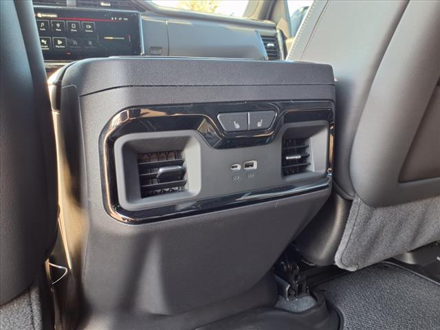 2025 GMC Sierra 1500 AT4X