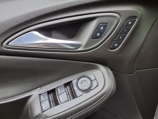 2025 Buick Encore GX Avenir